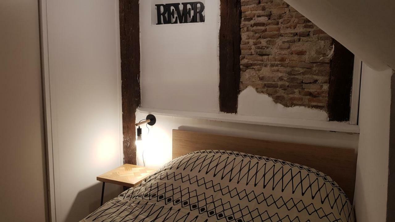 Appartement Avec Cour ★ Spacieux ★ Hyper Centre กัสทร์ ภายนอก รูปภาพ